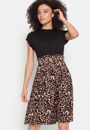 Vestito di maglina - schwarz-leo-bedruckt