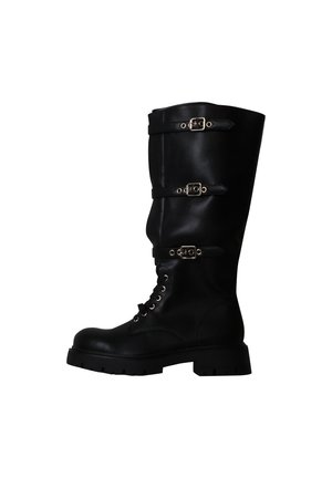 Botte en cuir noire montant jusqu'au genou avec semelle épaisse, lacets à l'avant et trois sangles à boucle réglables autour du mollet.