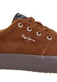 Pepe Jeans Baskets basses - brown