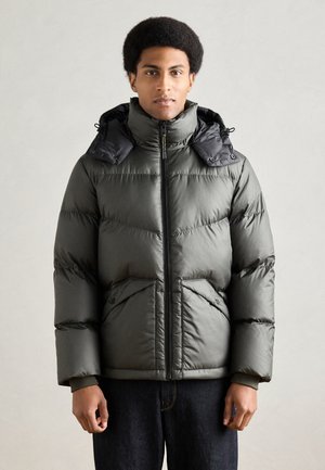 OUTDOOR JACKET - Dūnu jaka - pineneedle