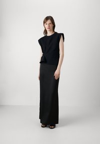 MAX&Co. LOONEY GINGER - Dolgo krilo - schwarz
