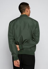 Matinique CLAY - Bomber-jakk - green