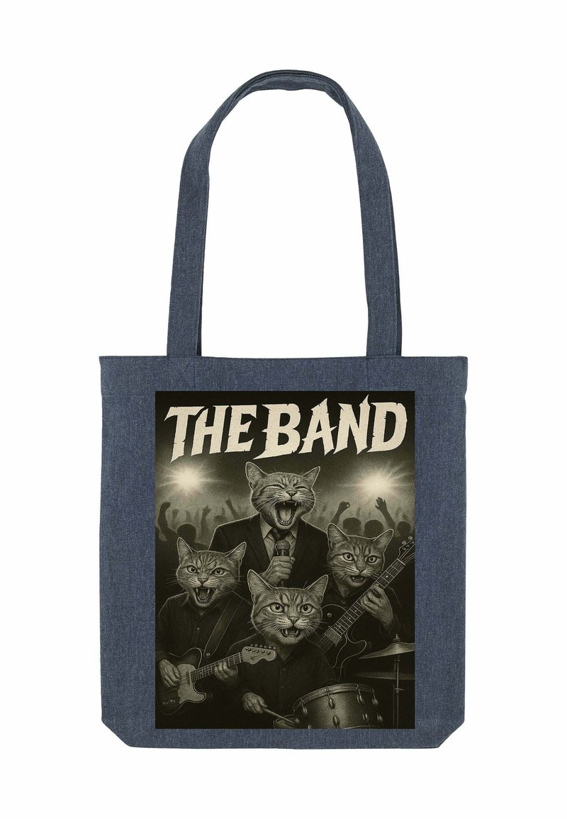 Borsa in denim con una stampa grafica di gatti in giacca, intenti a suonare strumenti, con il testo "THE BAND" in lettere bianche e in grassetto sopra.