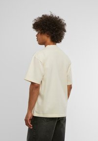 Market ULTIMATE RALLY  - T-shirts print - ecru