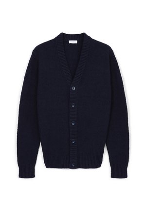 Cardigan tricoté bleu marine avec col, poignets et ourlet en côte, comportant six boutons à l'avant et un décolleté en V.