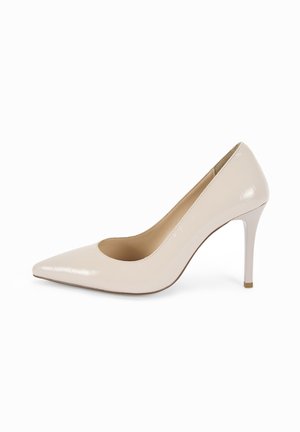 Beige patent leather high-heeled pump with a pointed toe and no embellishments. The heel is slender and approximately 10 cm in height.