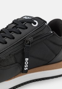 BOSS KAI RUNN ADAPTIVE - Trainers - black