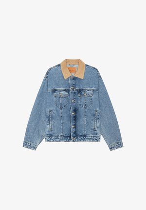 Giacca di jeans con colletto in velluto a coste color cuoio, chiusura con bottoni, due tasche a pattina sul petto e due tasche laterali a fessura sulle maniche lunghe.