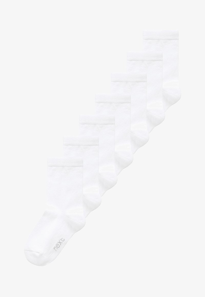 Weiße Baumwollcrew-Socken, Sechserpack; glatte Textur, verstärkte Zehen und Bündchen; Markenlogo "next" an der Seite.