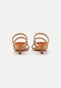 Sandales Mules à Talon Aiguille Casadei - Rouge - Taille 6.5 US - Occasion - Fabriqué En Italie