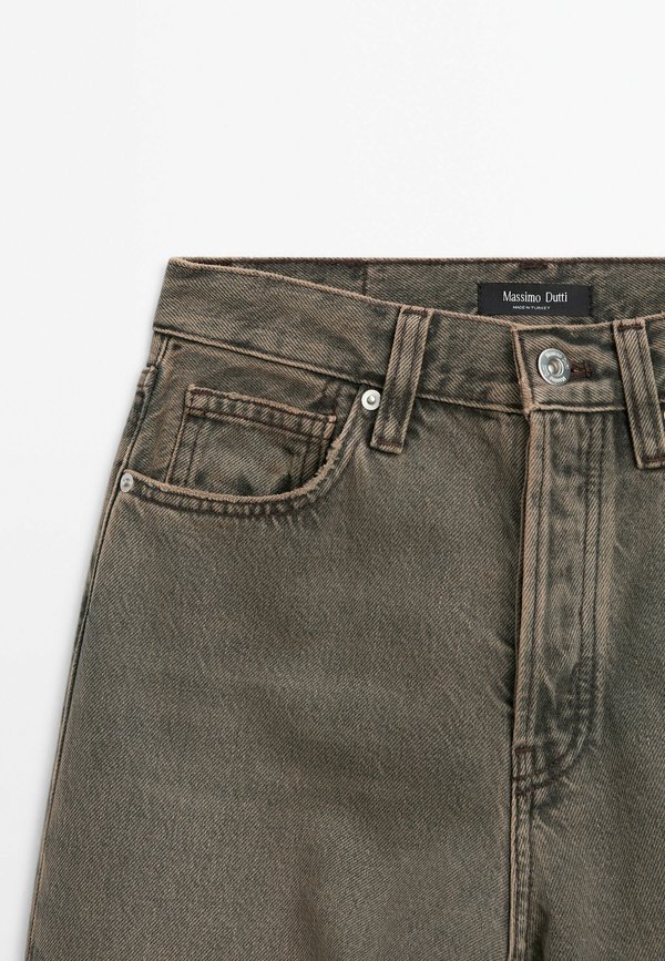 STRAIGHT-LEG HIGH-WAIST - Straight leg jeans4