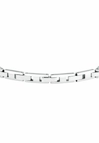 Bracciale in acciaio inossidabile argentato con maglie rettangolari, finitura lucida e nome del marchio inciso, caratterizzato da texture lucide e opache alternate.