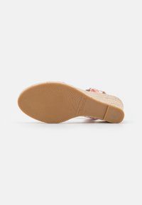 Tamaris Espadrilky - light pink