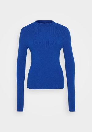 Ribbede strikket blå genser med rund halsing og lange ermer, med en tettsittende fasong og glatt tekstur. Ingen tilleggsmønstre eller aksenter.