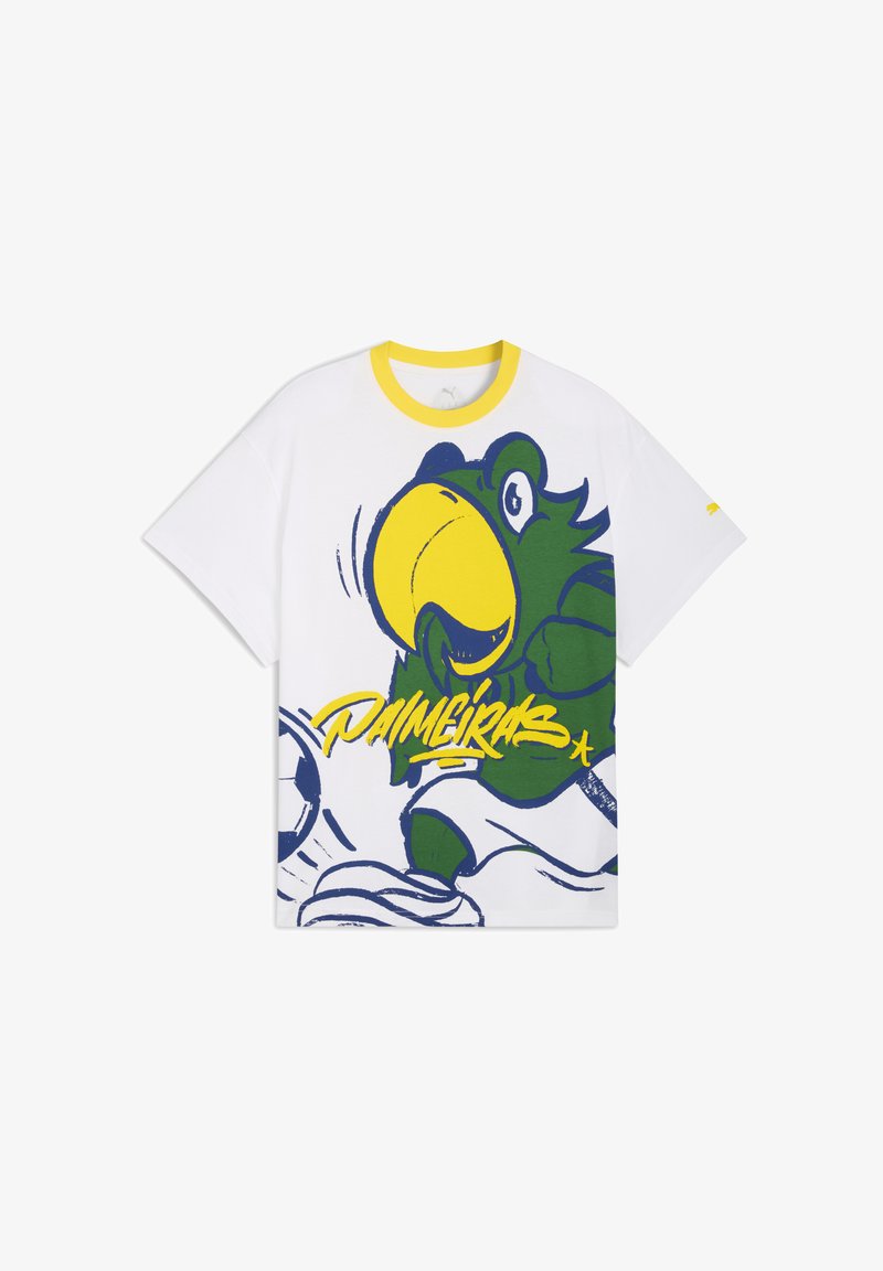 Hvid t-shirt med korte ærmer, der har et motiv af en grøn papegøje med en gul næb og blå detaljer. Gul ribbet krave med tekstdesign.