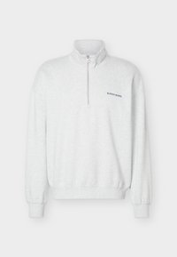 Επιλέχθηκε, ultra light grey melange