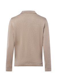 Beige långärmad stickad tröja med krage, visad bakifrån på en vit bakgrund.