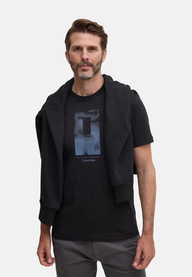 Calvin Klein Camiseta estampada - ck black