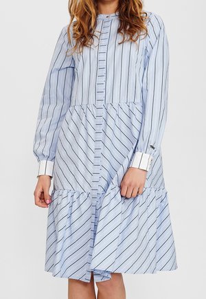Nümph Robe de jour - light blue