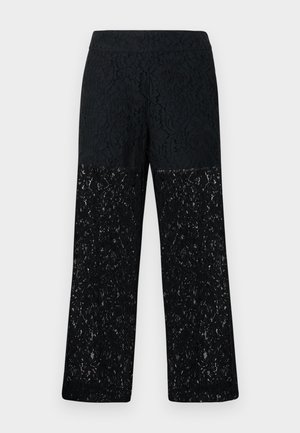 Pantalons en dentelle noire avec un design à jambes larges. Caractérisés par des motifs floraux complexes sur une section inférieure semi-transparente, taille lisse.