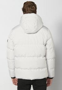 Koroshi PADDED - Winterjacke - blanco white