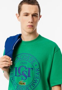 Lacoste Camiseta estampada - vert ldm