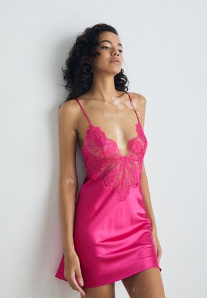 Hunkemöller MYA - Nightie - pink