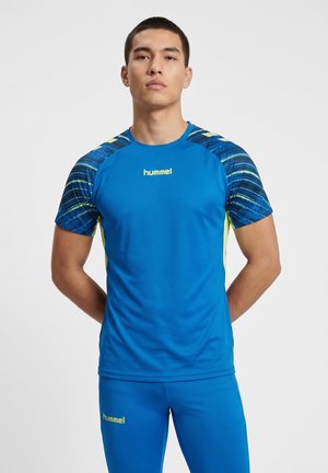 Hummel, BLAZE PRO TRAINING S/S - Sport T-shirt - skydiver