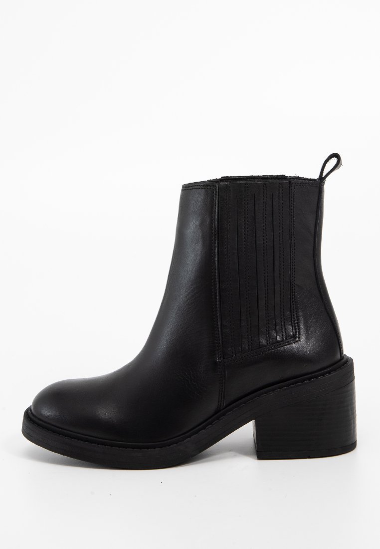 Inuovo Lage laarzen zwart