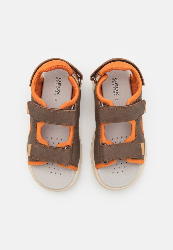 AIRADYUM - Walking sandals3