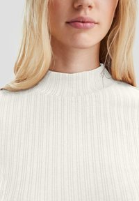 QS Longsleeve - creme