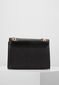 New Look Taška s příčným popruhem - black