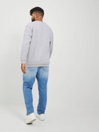 Jack & Jones JJEBRADLEY CREW  - Sudadera - light grey melange