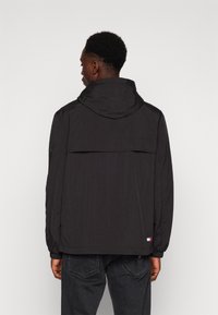 Tommy Jeans CHICAGO  - Vindjacka - black