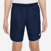 Marineblaue Sportshorts mit einem elastischen Bund, weißen Akzenten und einem kleinen weißen Nike-Swoosh-Logo am linken Bein. Glatte Textur.