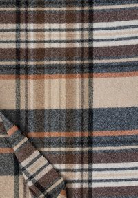 Unselected, multi beige