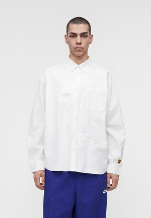 Nike Sportswear, CLUB FUTURA - Риза - white