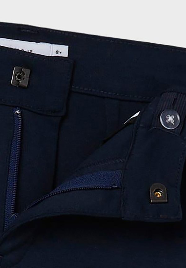 NKMSILAS - Chinos - dark sapphire2