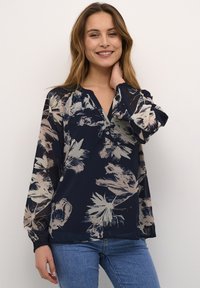 Kaffe - BPROSABEL NOTCH NECK LONG SLEEVES - Blůza - blue big flower print Miniatura obrázku 1