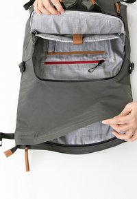 Aunts & Uncles MATSUYAMA  - Zaino - gravity grey