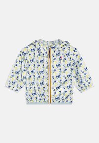 Letvægts vindjakke med hætte, præget af et blåt, gult og hvidt abstrakt mønster, elastiske manchetter og en frontlynlås med farvede detaljer.