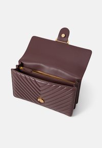 Pinko LOVE ONE CLASSIC - Borsa a tracolla - amaro/antique gold-coloured