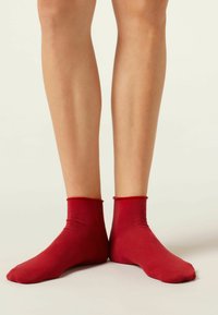 Calzedonia KURZE OHNE RAND - Calcetines - d rosso peperoncino