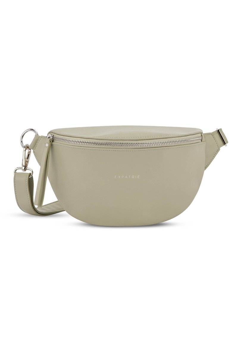 Borsa a tracolla a mezzaluna beige con zip argentata, tracolla staccabile e discreto logo "EXPATRIÉ" al centro davanti.