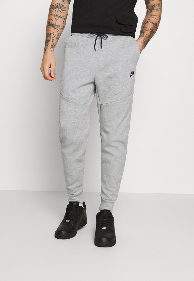 Nike Sportswear - M NSW TCH FLC JGGR - Treningo apatinė dalis - grey heather/black, Padidinti