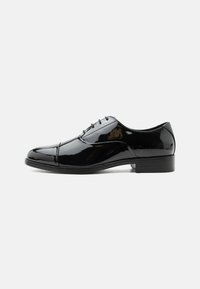 Nije odabrano, black