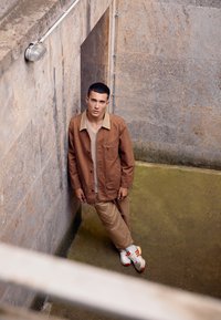 Levi's® BRISBANE CHORE COAT UNISEX - Casaco curto - toffee chorecoat