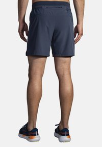 Brooks Sherpa 7" 2-in-1  - Pantalón corto de deporte - blue slate