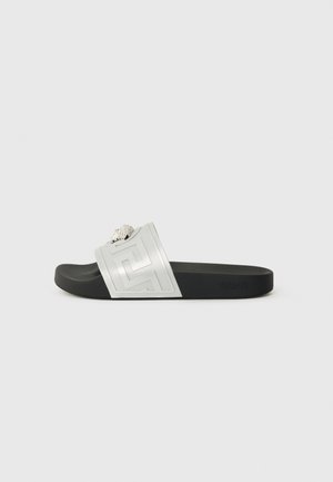 Sandales de bain - silver-coloured