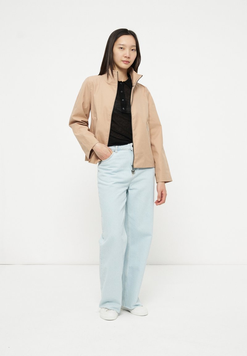 Chaqueta de entretiempo